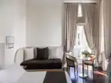 Трёхместный номер Deluxe с балконом