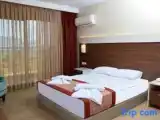 Двухместный номер Стандарт с видом на окрестности