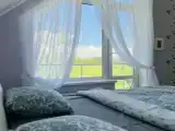 Шестиместный коттедж с балконом 3 двуспальные кровати