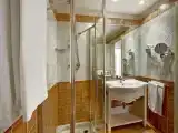 Трёхместный номер Classic с балконом