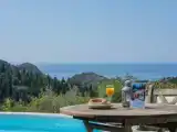 Вилла с 2 комнатами
