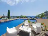 Семейный люкс Комфорт Дуплекс с видом на море
