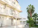 Двухместный номер Эконом с балконом и с видом на сад