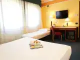 Трёхместный номер Стандарт