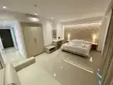 Полулюкс с видом на бассейн
