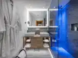 Двухместный люкс Deluxe c 1 комнатой с балконом