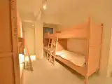 Кровать в общем номере (женский номер)