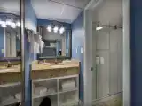 Двухместный номер Стандарт с балконом и с видом на бассейн