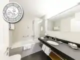 Полулюкс с балконом и с красивым видом из окна