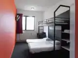 Трёхместный номер Стандарт