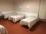 Кровать в общем номере (мужской номер)