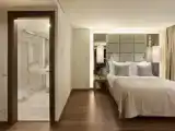 Двухместный номер Superior с частичным видом на море