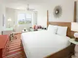 Двухместный полулюкс с балконом и oceanfront