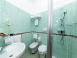 Двухместный номер Стандарт с балконом и с частичным видом на море