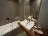 Двухместный номер Privilege с балконом и с видом на озеро