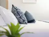 Люкс с балконом и с видом на озеро