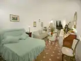 Полулюкс