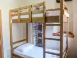 Кровать в общем номере