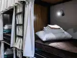 Кровать в общем номере
