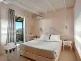 Апартаменты с балконом