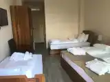 Четырёхместный номер Стандарт с балконом