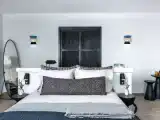 Athermi Cave Villa - крытый бассейн
