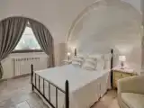 Трёхместный полулюкс с видом на сад