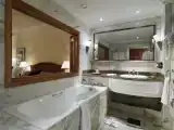 Двухместный номер Стандарт с видом на бассейн