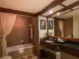 Номер Deluxe с видом на сад