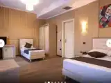 Трёхместный номер Deluxe с видом на бассейн