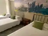 Трёхместный номер Стандарт с балконом
