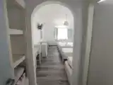 Трёхместный номер Эконом с видом на улицу