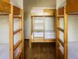 Кровать в общем номере