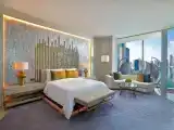 Двухместный люкс Signature with Dubai Canal view