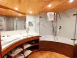 Люкс с балконом