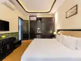 Двухместный номер Deluxe с балконом и с видом на сад