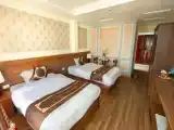 Трёхместный номер Deluxe с балконом