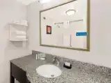 Двухместный номер для гостей с ограниченными возможностями