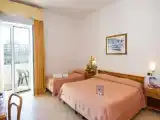 Трёхместный номер Стандарт