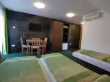 Трёхместный номер Стандарт с балконом