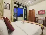 Двухместный номер Deluxe с балконом и с видом на море