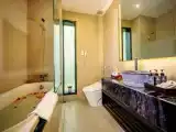 Двухместный номер Deluxe с балконом и с видом на сад