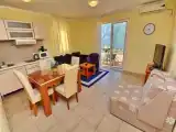 Апартаменты с балконом и с видом на море