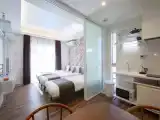 Трёхместный номер Luxury с балконом