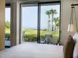 Двухместный номер Deluxe Beachfront Wing