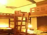 Кровать в общем номере (женский номер)