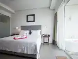 Двухместный номер Grand Deluxe с джакузи
