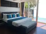 Люкс Pool с 2 комнатами с видом на море