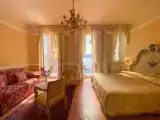 Полулюкс с балконом