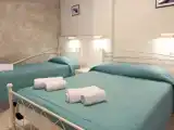 Трёхместный номер Стандарт с балконом